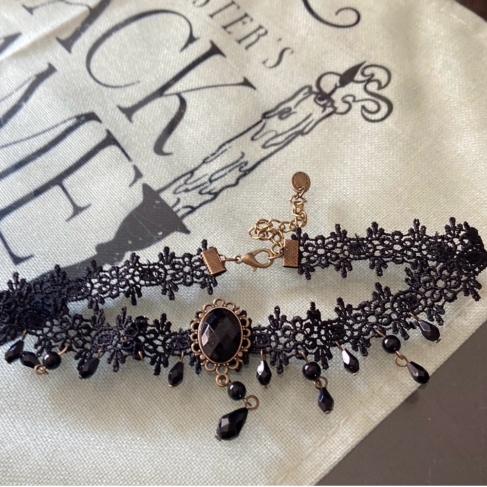 🖤 NWTLace & Beaded choker